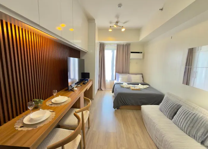 Aparthotel The Median Modern Near It Park Cebu