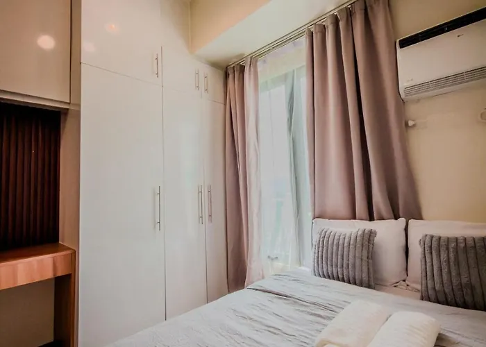 Aparthotel The Median Modern Near It Park Cebu