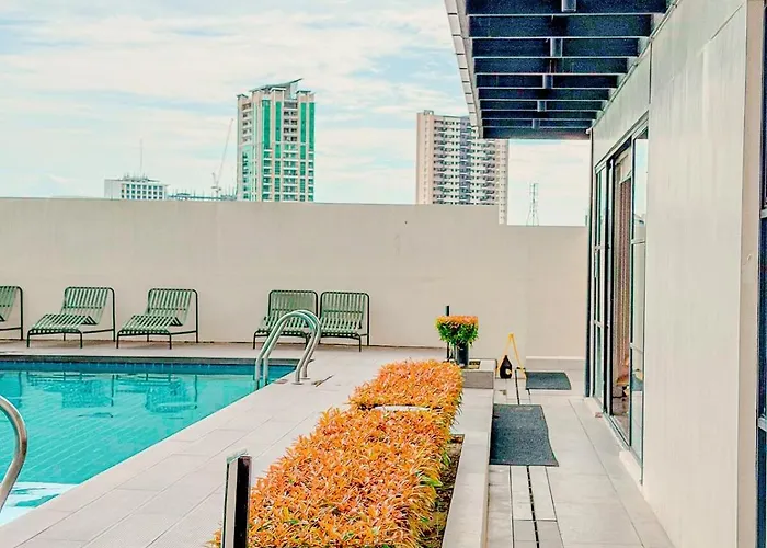 Aparthotel The Median Modern Near It Park Cebu