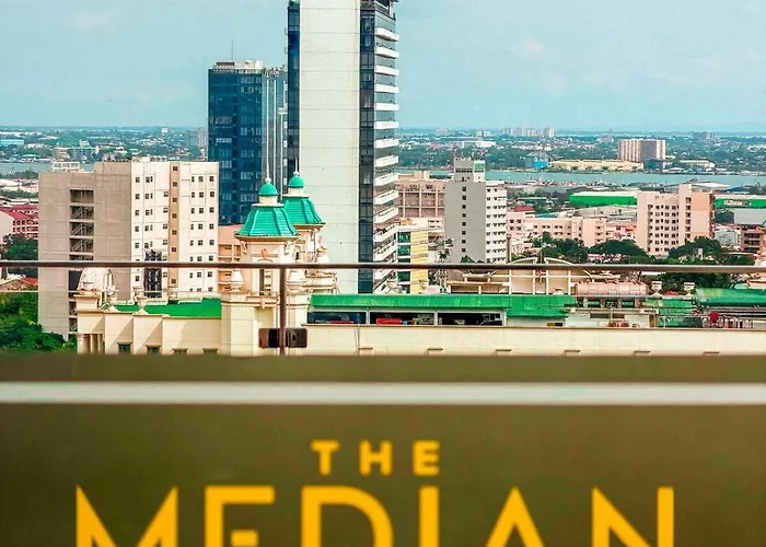 The Median Modern Near It Park Aparthotel 4*